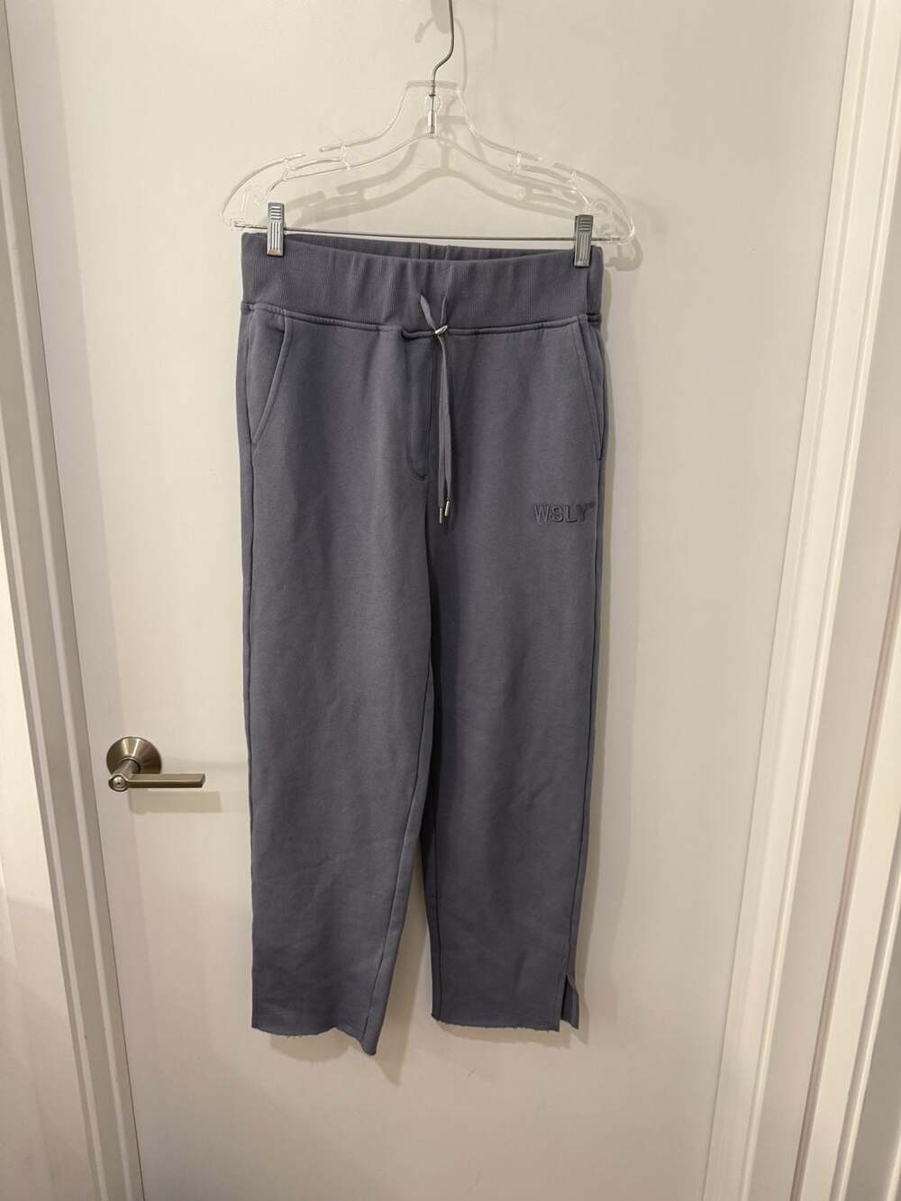 WSLY Embroidered Logo Raw Hem Sweatpants